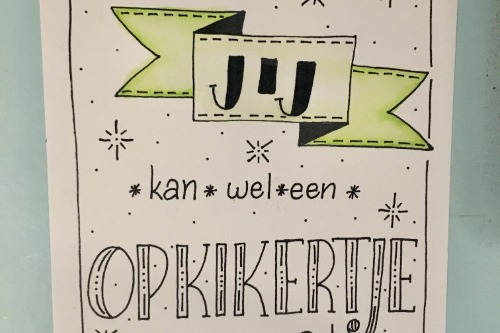 Het is helemaal in maak je eigen kaarten met de hand